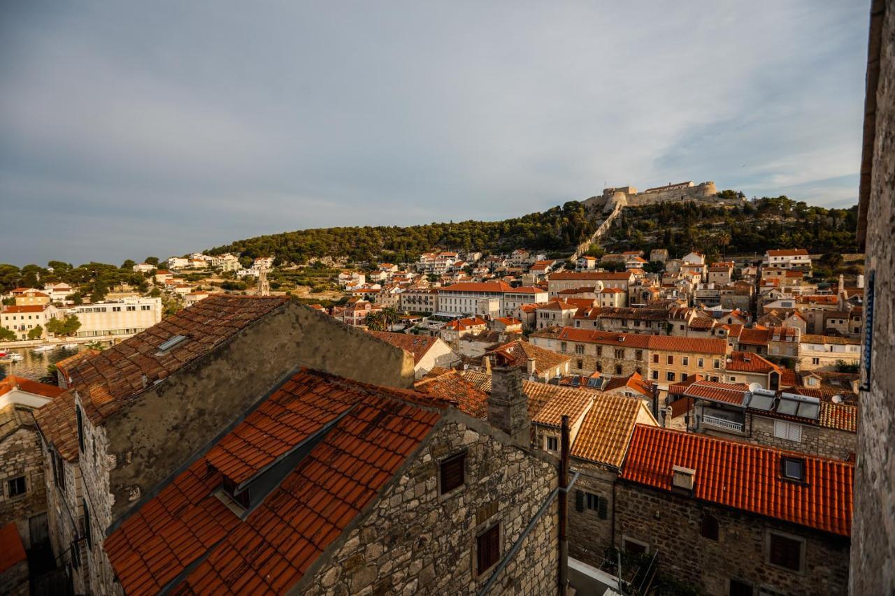 Hvar Old Dalmatian House Junior Suite - Deck 3 Hvar Town Bagian luar foto