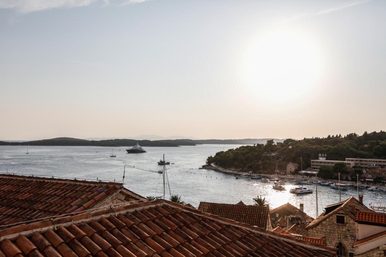 Hvar Old Dalmatian House Junior Suite - Deck 3 Hvar Town Bagian luar foto